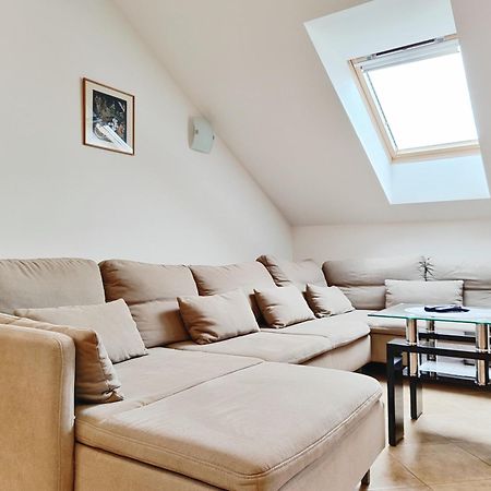 Boroka Apartman Heviz Bagian luar foto