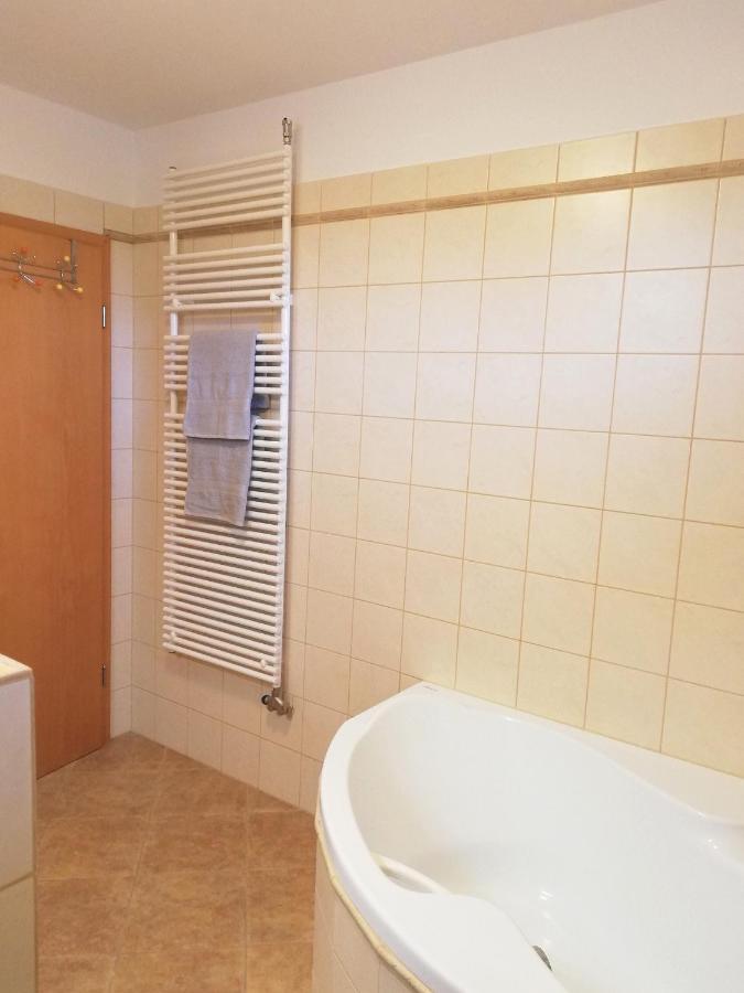 Boroka Apartman Heviz Bagian luar foto
