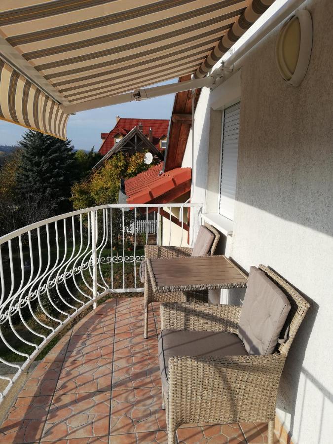 Boroka Apartman Heviz Bagian luar foto